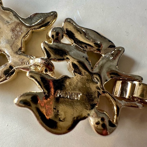 Vintage Monet Green and Purple Floral Enamel Bracelet with Intricate Design - Picture 5 of 6